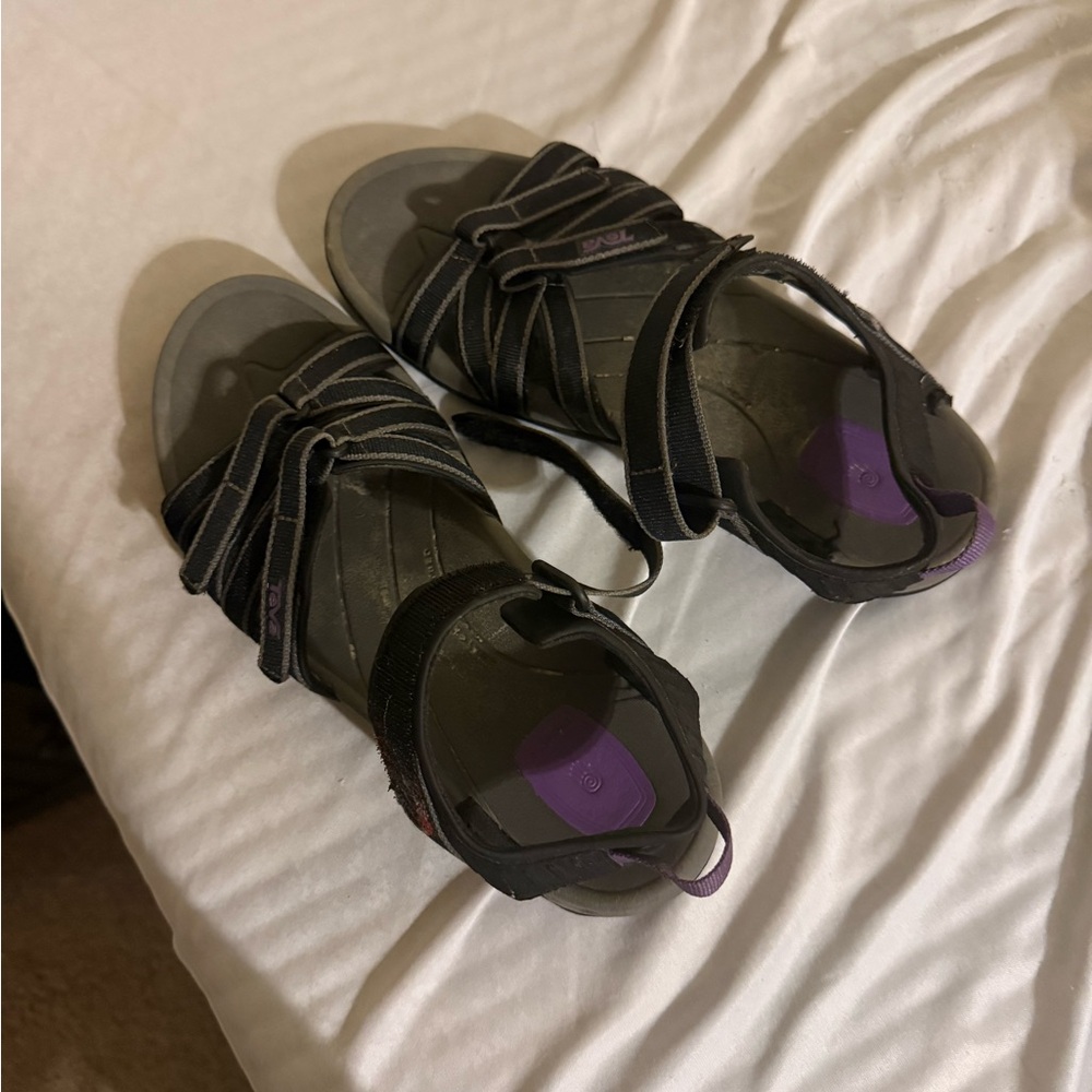 Teva Black Strappy Sandals, women’s 9